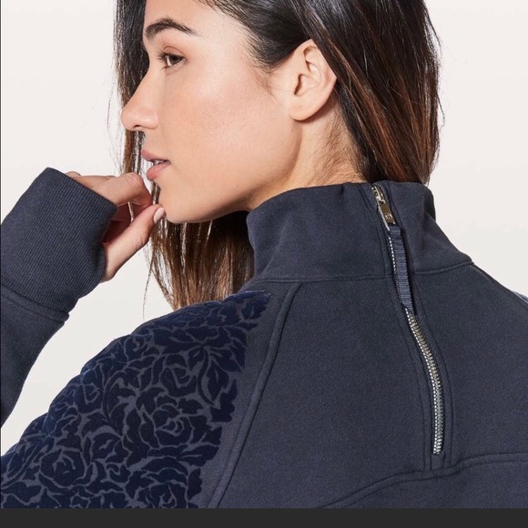 Lululemon - Picture 2 of 10